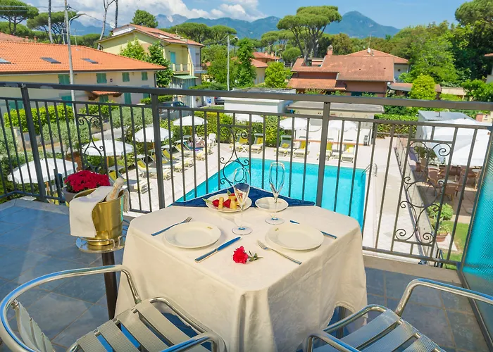 Suisse 3* Marina di Pietrasanta